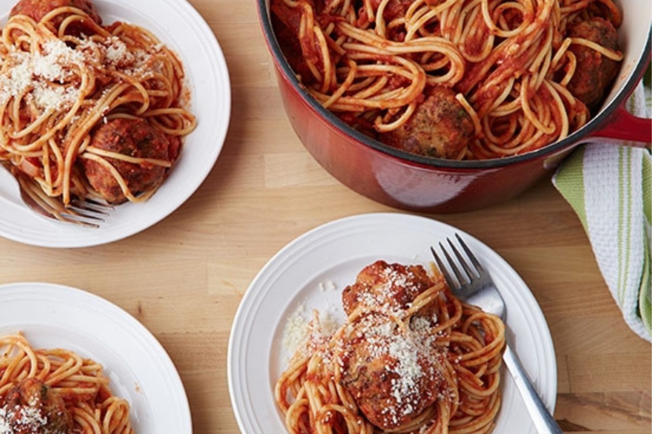 bowls of spaghetti and meatballs