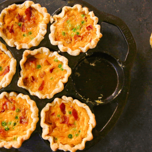 Mini Quiches with Peas and Bacon