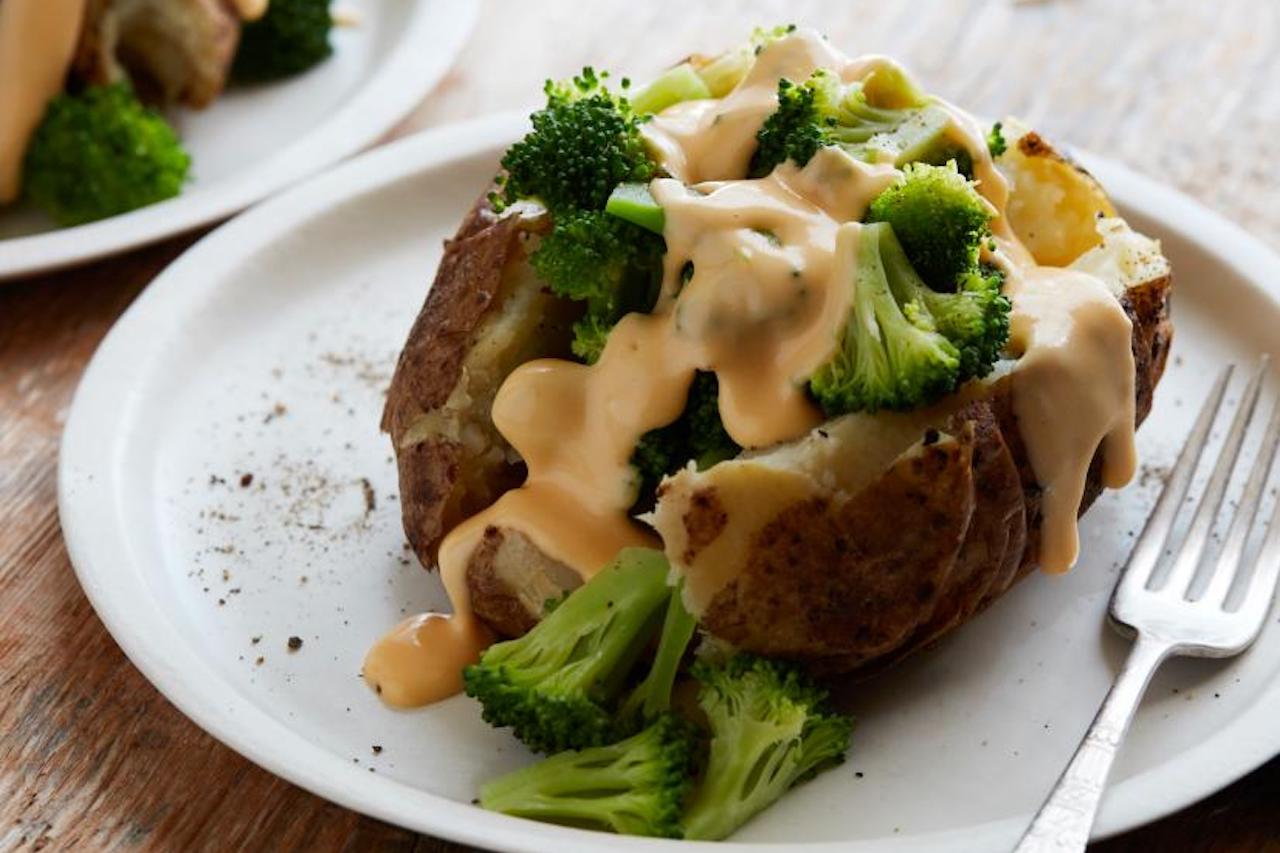 Instant Pot Baked Potato With Cheese and Broccoli