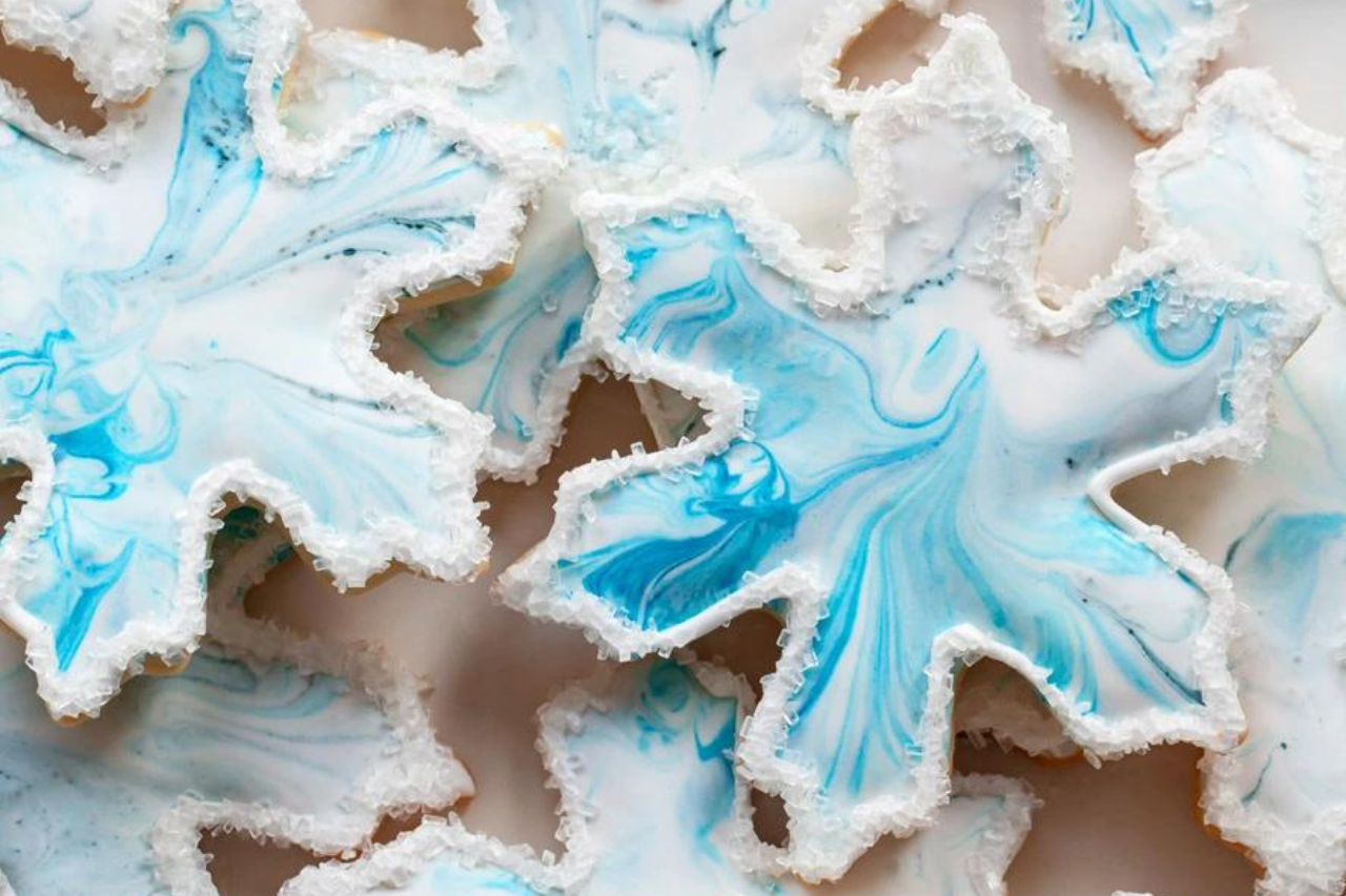 Best How To Make Glistening Watercolour Snowflake Sugar Cookies Recipes, News, Tips And How-Tos