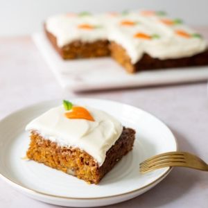 You'll Never Guess the Secret Ingredient in This Beautiful Carrot Cake