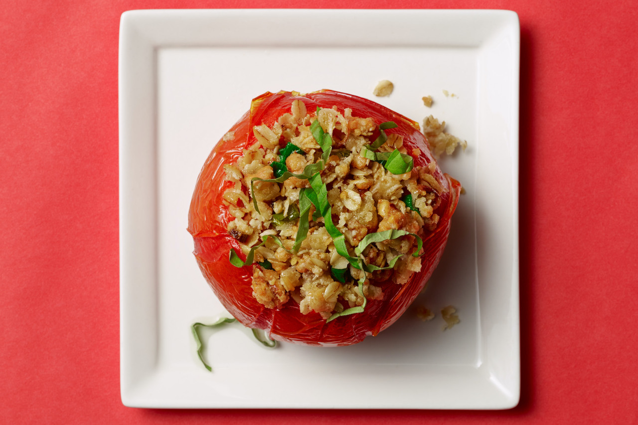 Healthy Baked Tomatoes with Cheesy Oat Crumble