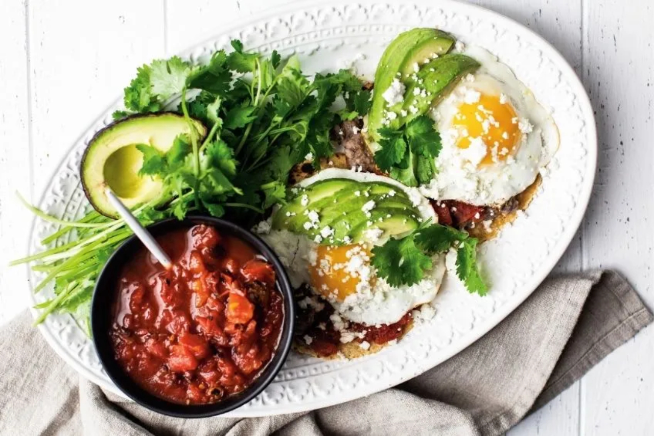 Make Breakfast At Home With This Hearty Huevos Rancheros Recipe