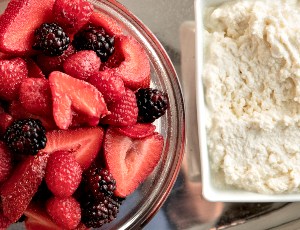 Fresh Berries & Sweet Ricotta