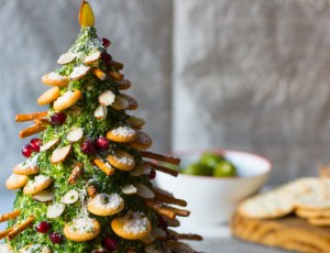 Cheese and Crackers Christmas Tree