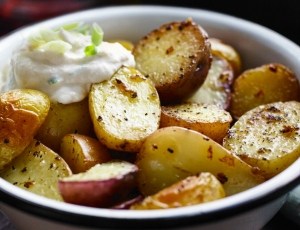 Barbecued Potatoes with Horseradish Sour Cream
