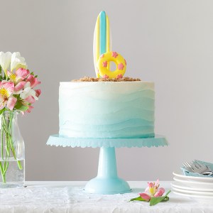 The Best Beach-Themed Party Cake for Summer