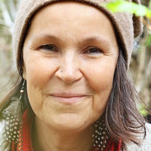 Metis Herbalist and Educator Lori Snyder on Urban Foraging and Food Sovereignty