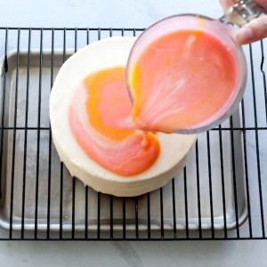 How to Make a Dreamy Mirror Glaze Cake