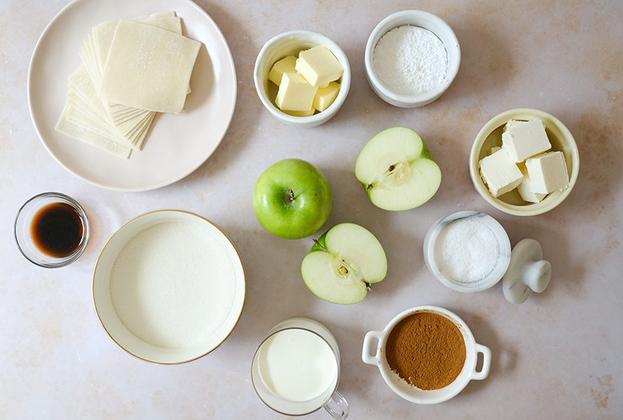 Ingredients for caramel apple wontons