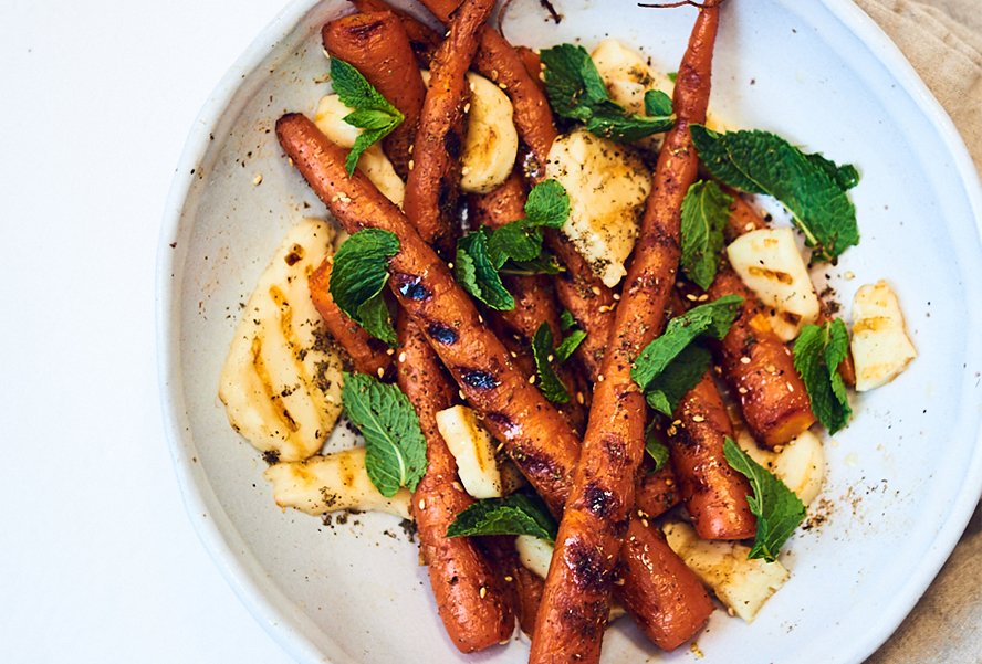 Your New Fave Summer Side: Grilled Za’atar Carrots With Halloumi & Mint