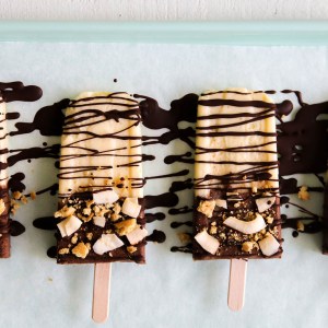 Our New Favourite Dessert of the Summer: Nanaimo Bar Popsicles