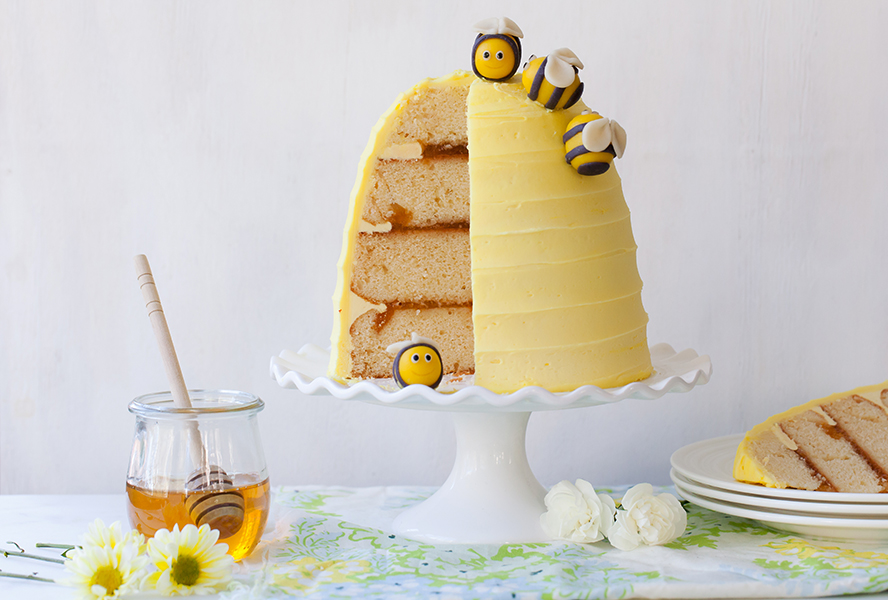 Spring Bumble Bee Birthday Cake