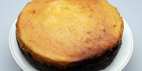 Slow-Cooker Pumpkin Cheesecake with Gingersnap Crust