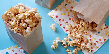 Kids Can Make: Healthy Taco Popcorn