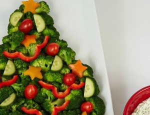 Crudite Christmas Tree with Sour Cream and Chive Dip