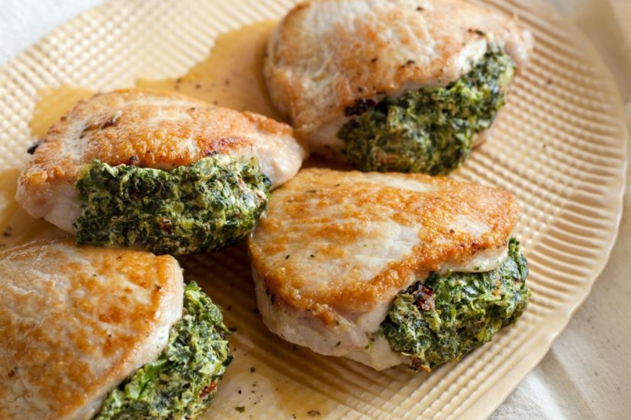 Pork Chops Stuffed with Sun-Dried Tomatoes and Spinach