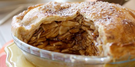 The Ultimate Caramel Apple Pie