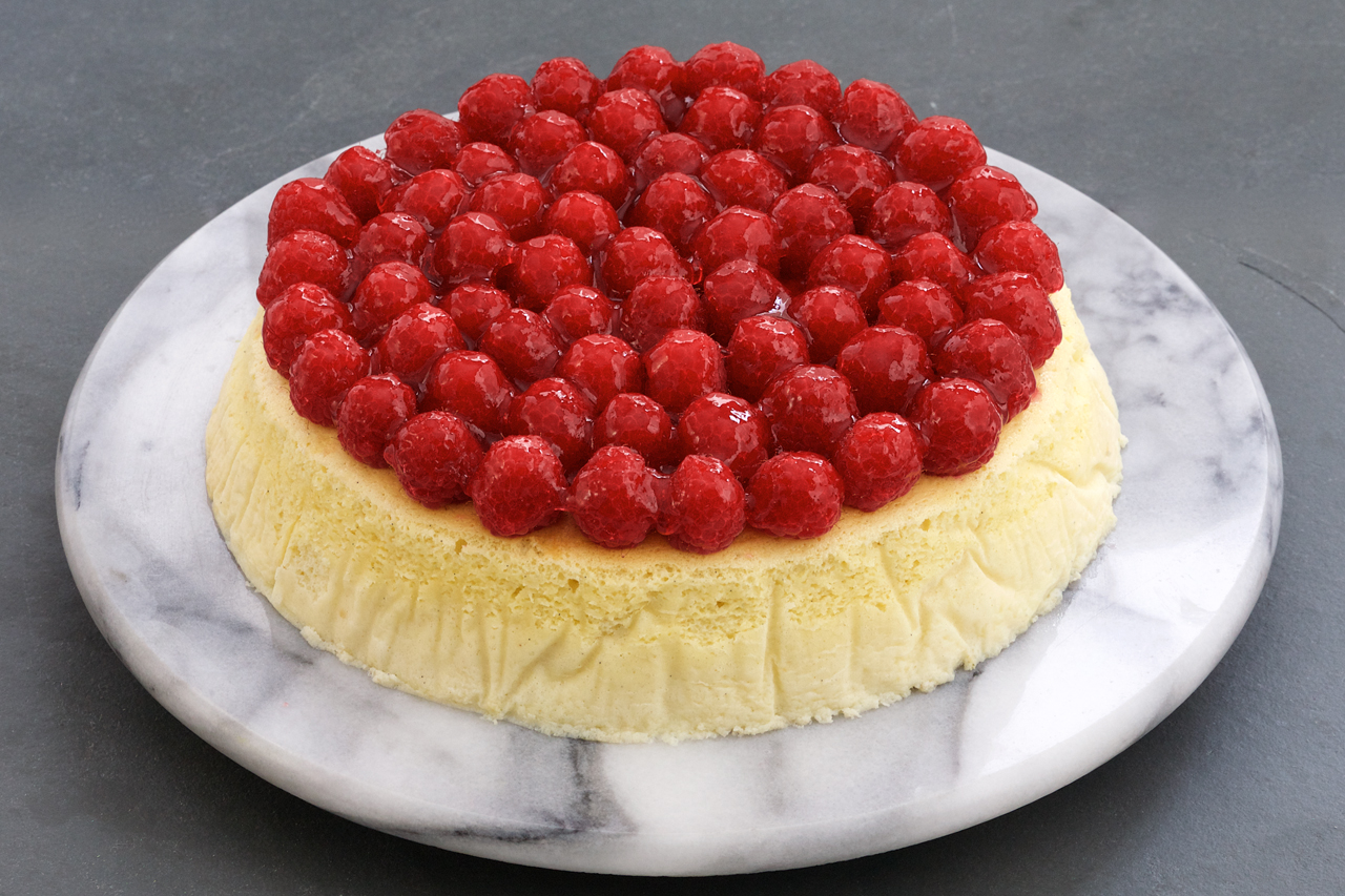 Raspberry Fluffy Cheesecake