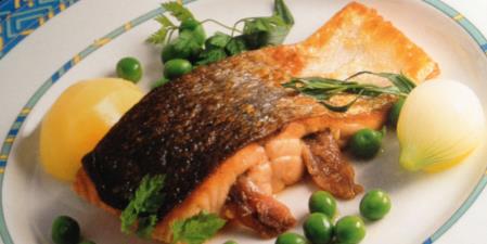 Salmon Garnished with Anchovies, Accompanied by Steamed Peas and Potatoes