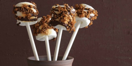 Marshmallow S'mores Pops