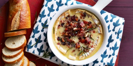 Baked Brie with Cranberry-Pecan-Bacon Crumble