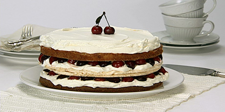 Almond Kirsch Cake