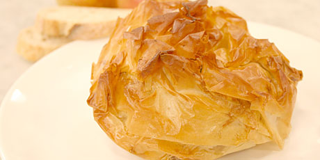 Baked Camembert in Phyllo