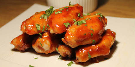 Beer &amp; Buttermilk Wings with Sriracha Glaze