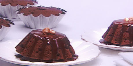Chocolate Applesauce Cakes