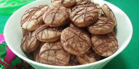 Cinnamon Chocolate Cookies