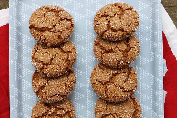 Crackle Ginger Cookies