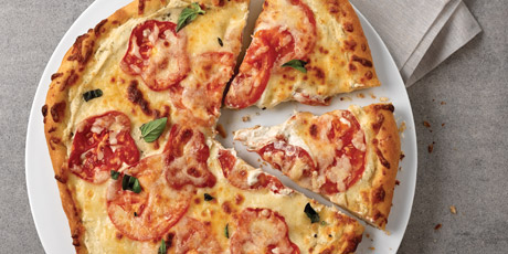 Creamy Tomato-Basil Pizza
