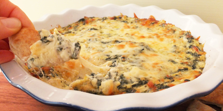 Hot and Creamy Spinach and Artichoke Dip