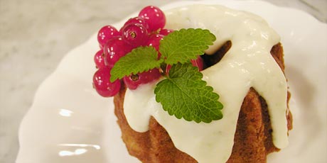 Individual Carrot Cakes with Coconut Glaze