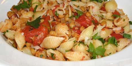 Lentils and Tomato Sauce with Pasta Shells