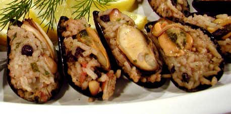 Mussels Stuffed with Currant and Pine Nut Pilaf