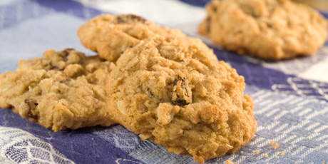Oatmeal Cinnamon Raisin Cookies