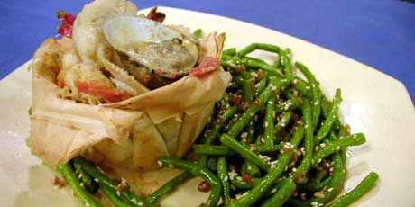 Phyllo Cups with Vietnamese Seafood Curry