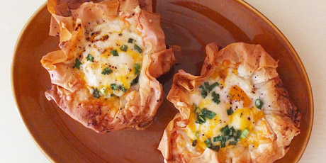 Phyllo Egg Cups with Ham and Cheese