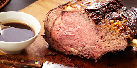 https://api.vip.foodnetwork.ca/wp-content/uploads/2022/02/Prime_Rib_with_Red_Wine_and_Shallot_Jus_001.jpg