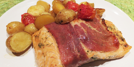 Quick and Easy Prosciutto-Wrapped Salmon with Roast Potatoes