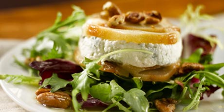 Roasted Pear &amp; Canadian Cheese Torta Salad