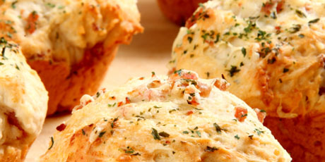 Savoury Bacon &amp; Cheese Muffins