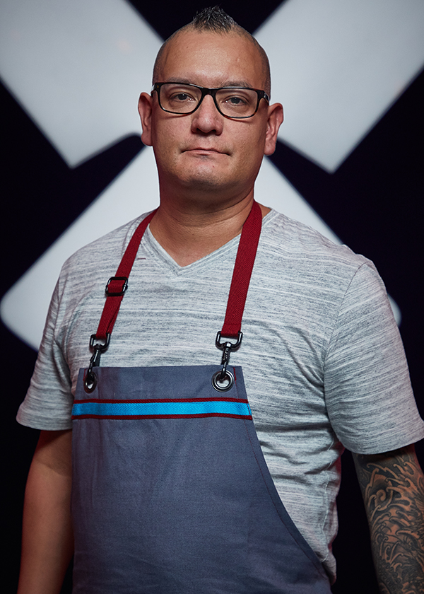 Shane Chartrand competes on Iron Chef Canada