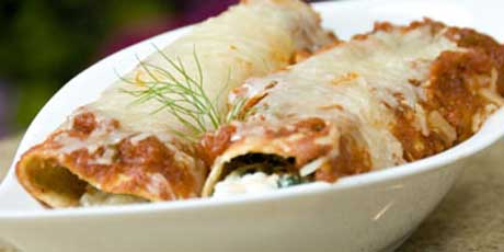 Spinach and Cheese Cannelloni with Roasted Tomato Sauce