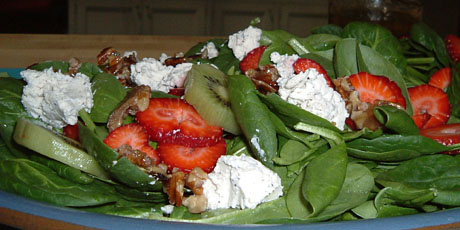 Spinach and Strawberry Salad with Sugar Pecans