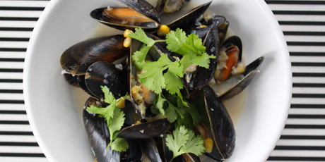 Steamed Mussels with Corn and Cilantro