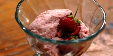 Strawberry Parfait - G'day Soufflé