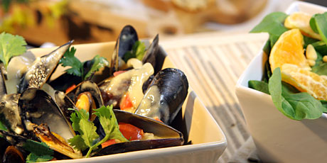 Thai Mussels with Baguette and Spinach Salad
